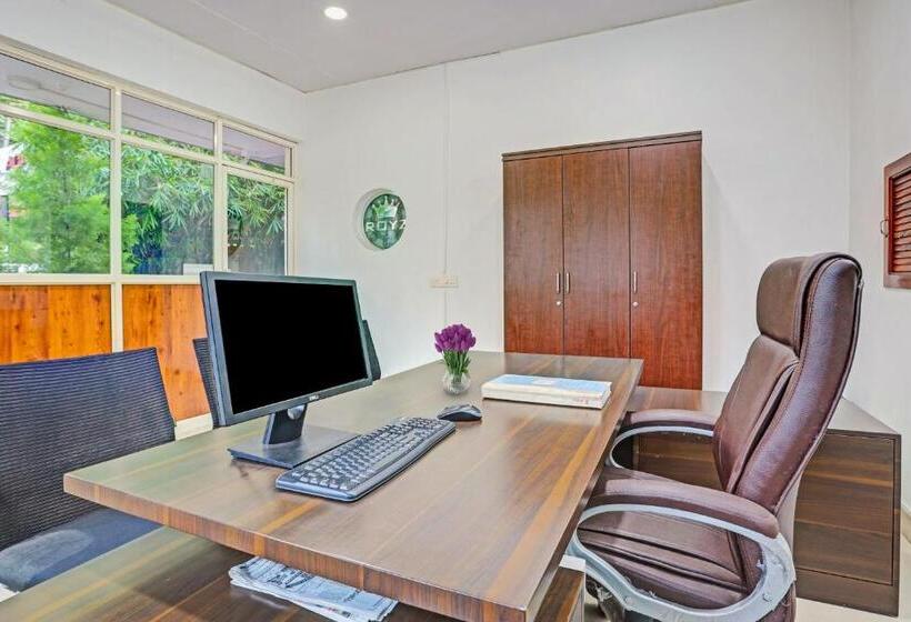 Flagship Hotel Adara Residency