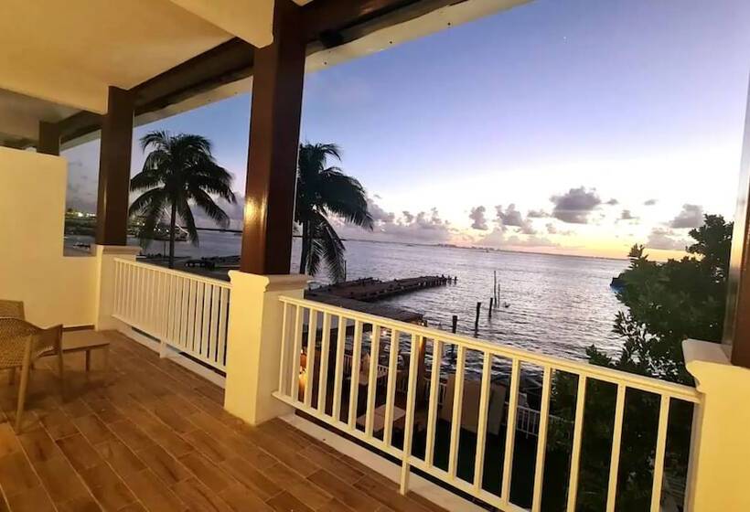 酒店 Bartolome Oceanfront Suites