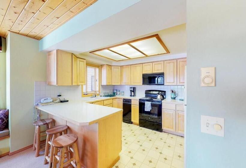 هتل Beaverhead 1421