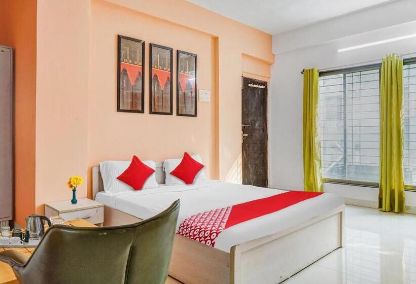 Hotel Flagship Aadinath Villa Near Pune Airport