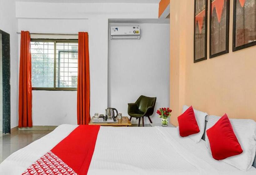 Hotel Flagship Aadinath Villa Near Pune Airport