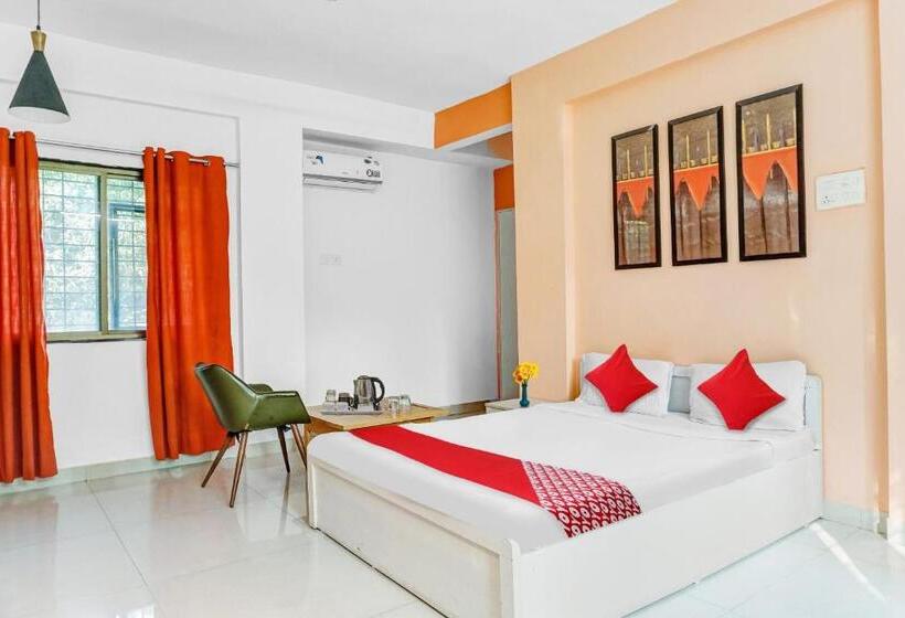 Hotel Flagship Aadinath Villa Near Pune Airport