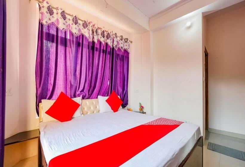 Hotel Flagship Kudrat Home Stay