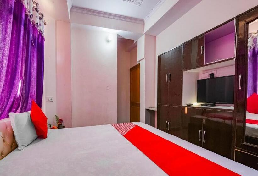 Hotel Flagship Kudrat Home Stay