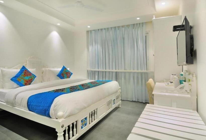 ホテル Jupiter Plaza Delhi Airport