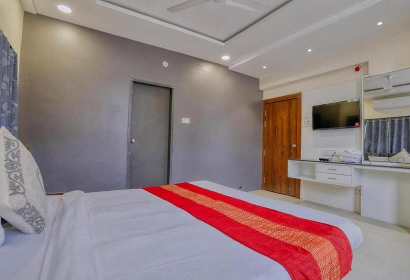 בית מלון כפרי Kumar Atithi Nivas