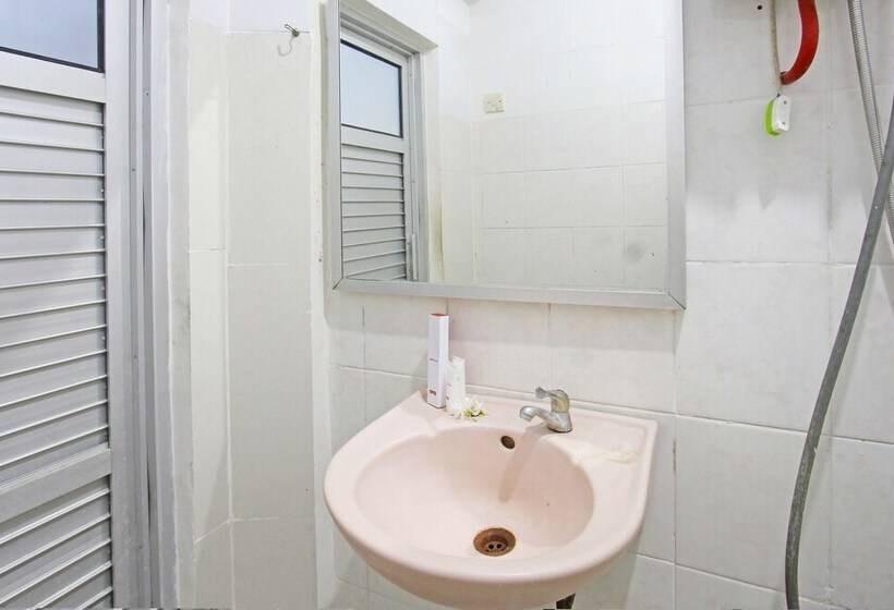 فندق Oyo 91516 Wisata