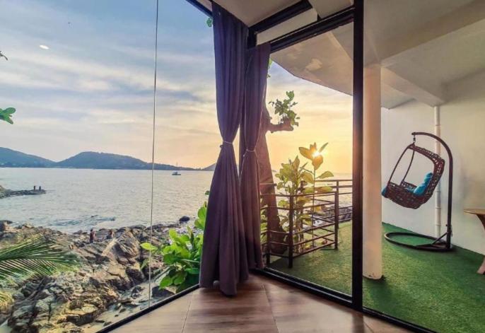 Отель Patong Sunset Villa Phuket
