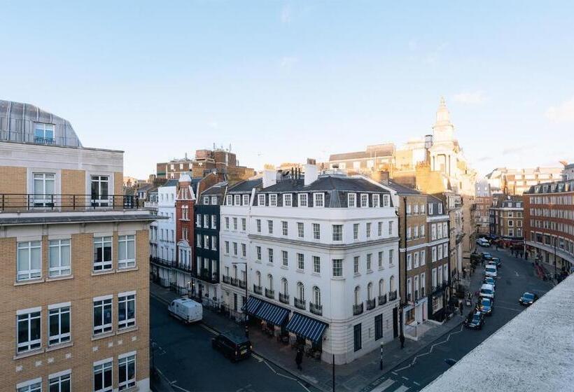 ホテル The Chapter Mayfair Residences