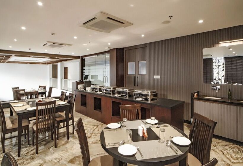 هتل The Mangal View Residency  A Luxury Boutique Business