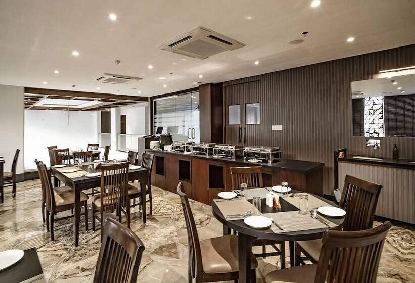 هتل The Mangal View Residency  A Luxury Boutique Business