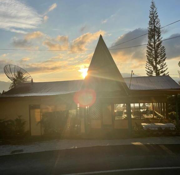 פנסיון Marroan Acc