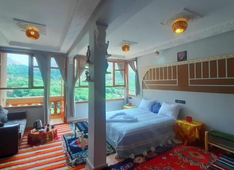 پانسیون Riad Dar Omar