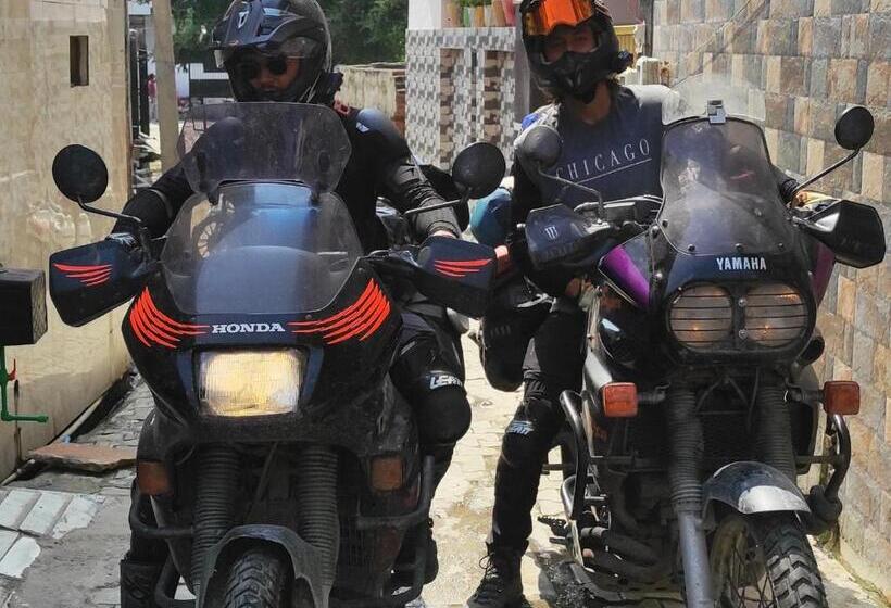 Taj Backpackers Hostel