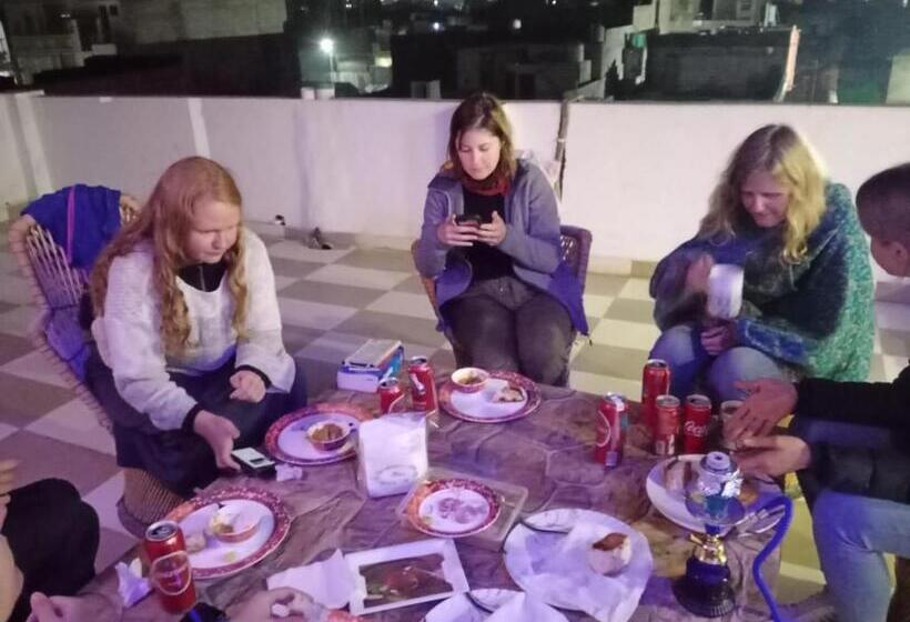 Taj Backpackers Hostel