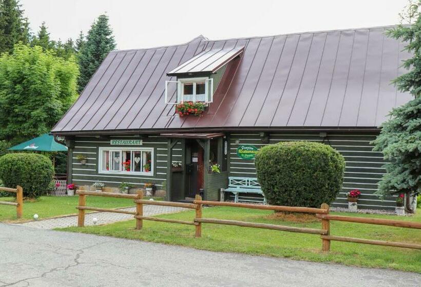 هاستل Penzion A Restaurace U Paseků