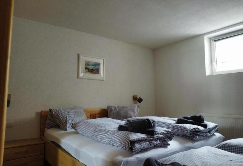 Aparthotels Berwang / Haus Wiesengrund