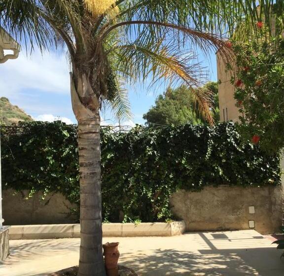 B&b Scala Dei Turchi Beach