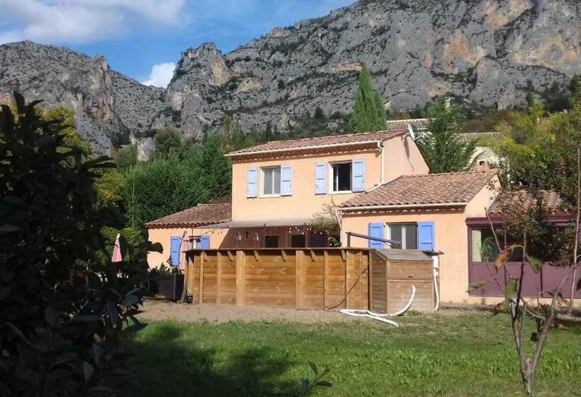 민박 Chambre D Hôtes L Odalyre