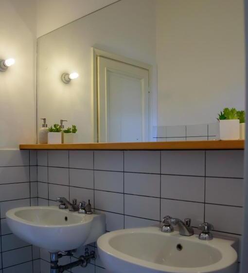 تختخواب و صبحانه Homelink Firenze   Charlotte