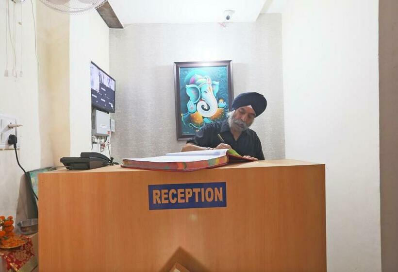 Отель Flagship Welcome Inn