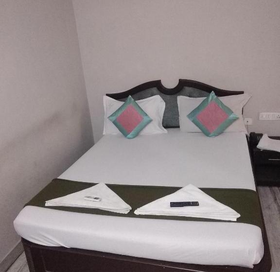 בית מלון כפרי Grand Tower Chennai