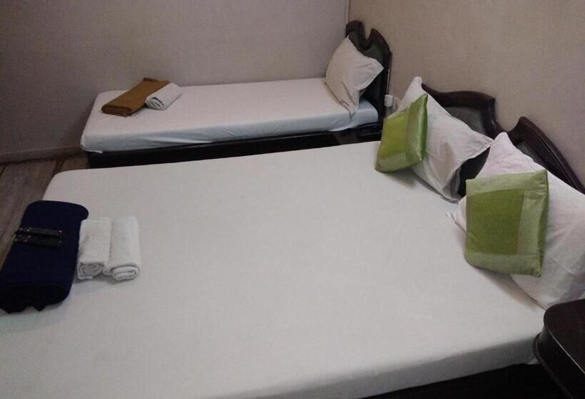 בית מלון כפרי Grand Tower Chennai