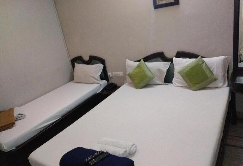 בית מלון כפרי Grand Tower Chennai