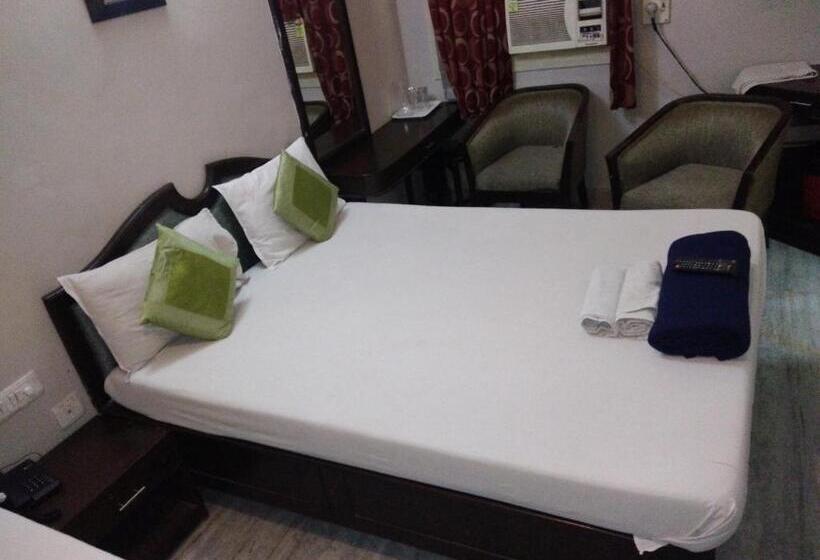 בית מלון כפרי Grand Tower Chennai