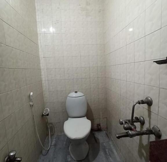 בית מלון כפרי Grand Tower Chennai