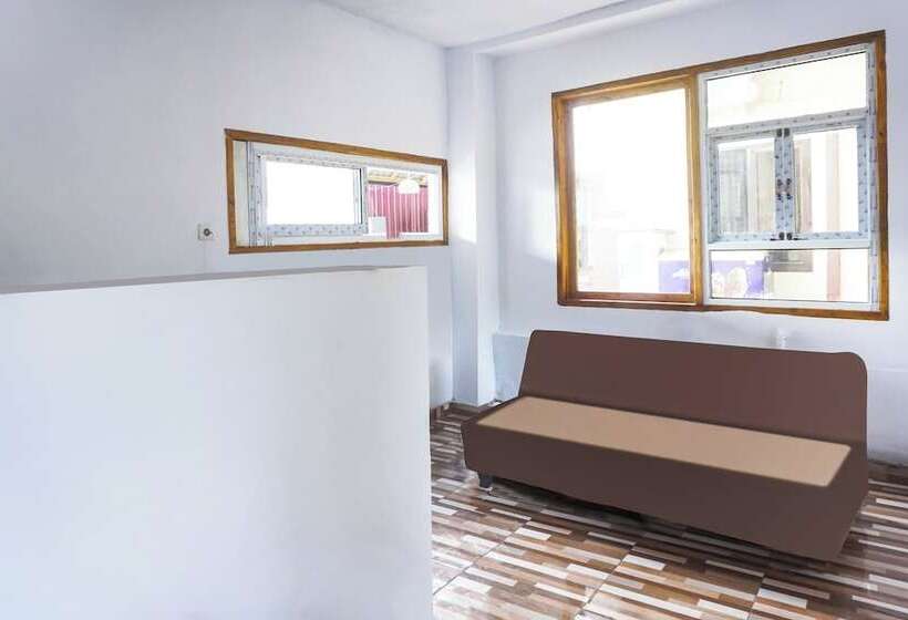 酒店 Oyo 90925 Penginapan Dafandra Beach