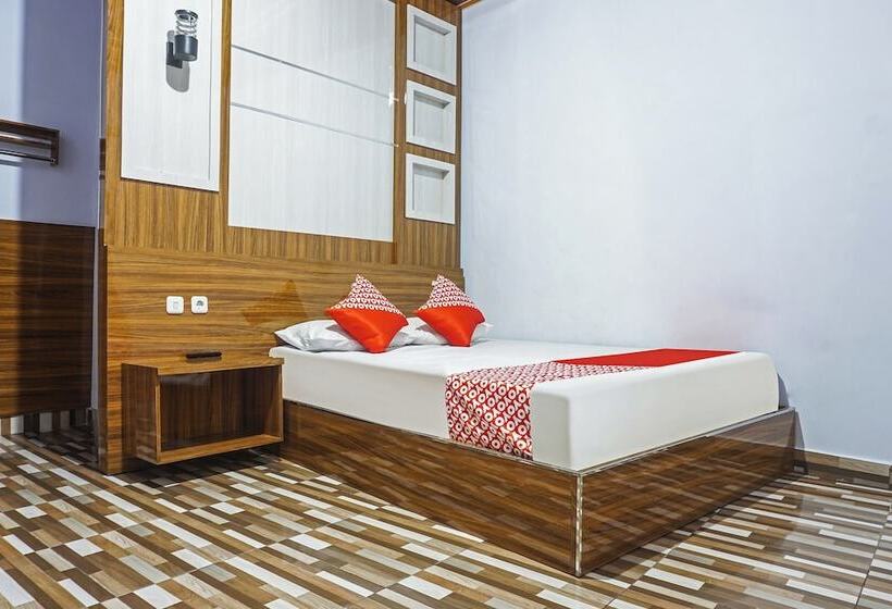 酒店 Oyo 90925 Penginapan Dafandra Beach