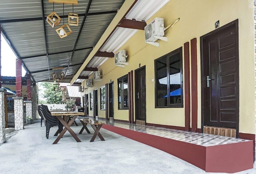 酒店 Oyo 90925 Penginapan Dafandra Beach