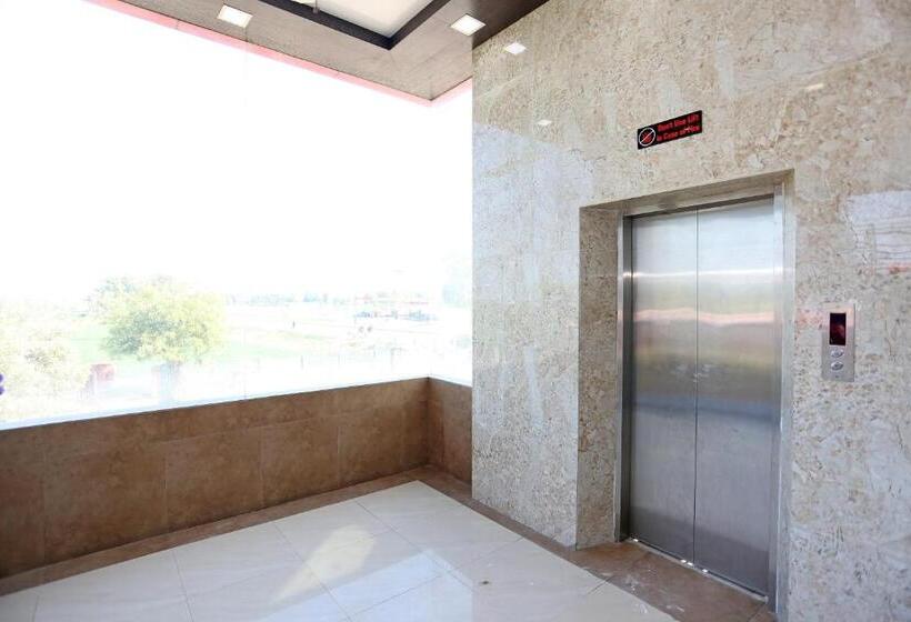 Отель Oyo Townhouse 918 Mehak Garden