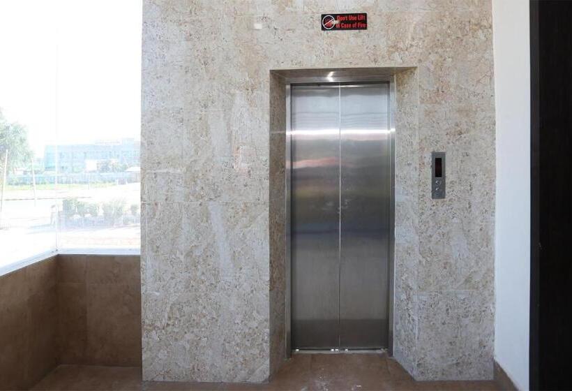 Отель Oyo Townhouse 918 Mehak Garden