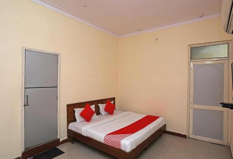 Отель Oyo Townhouse 918 Mehak Garden