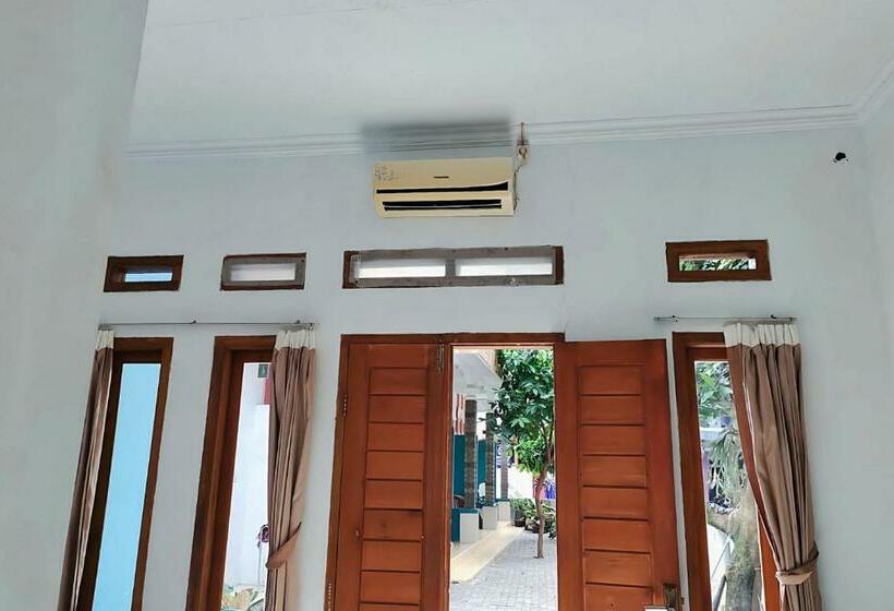 هتل Pondok Herrlanda