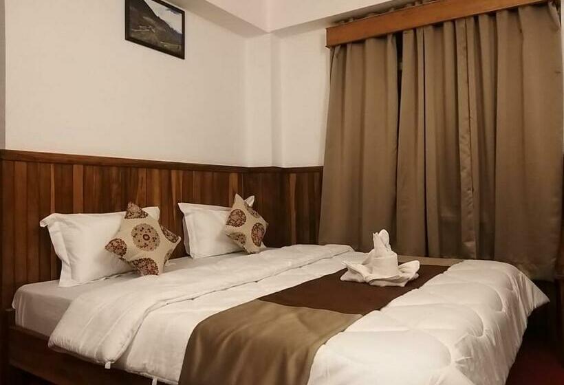فندق Roys Rabdentse Residency