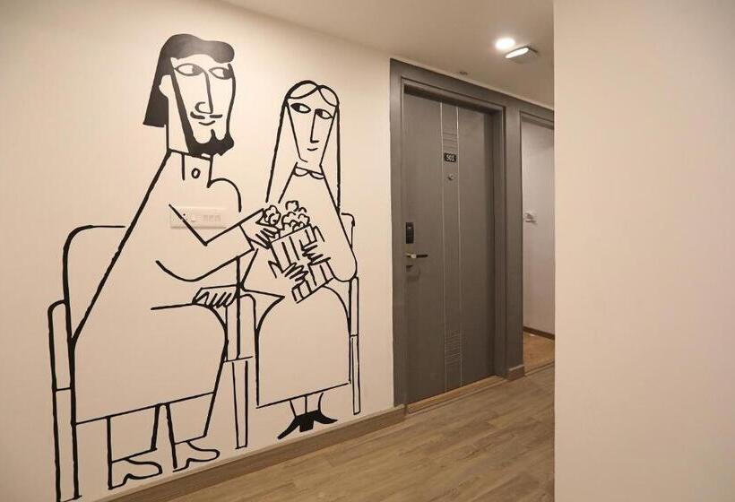 فندق Super Townhouse The Upper Room Near Pune Airport