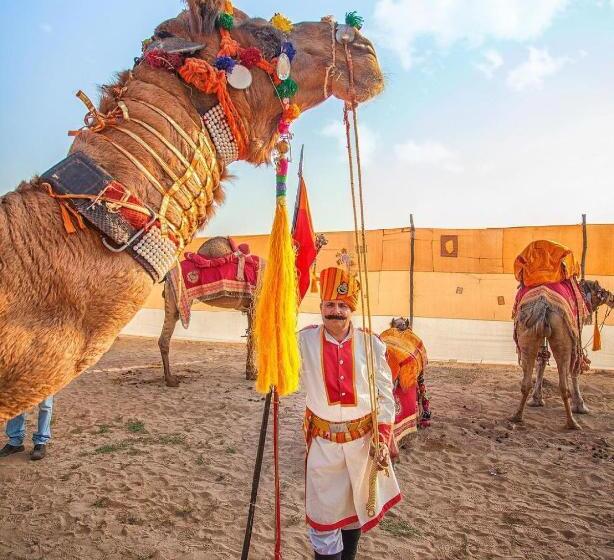 ホテル The Carvaans Resort