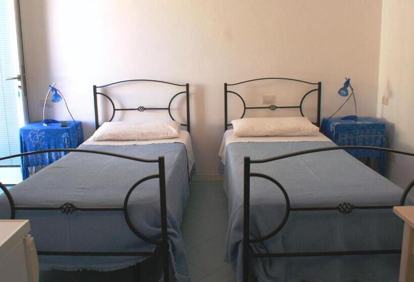 פנסיון Affittacamere La Buganvillea