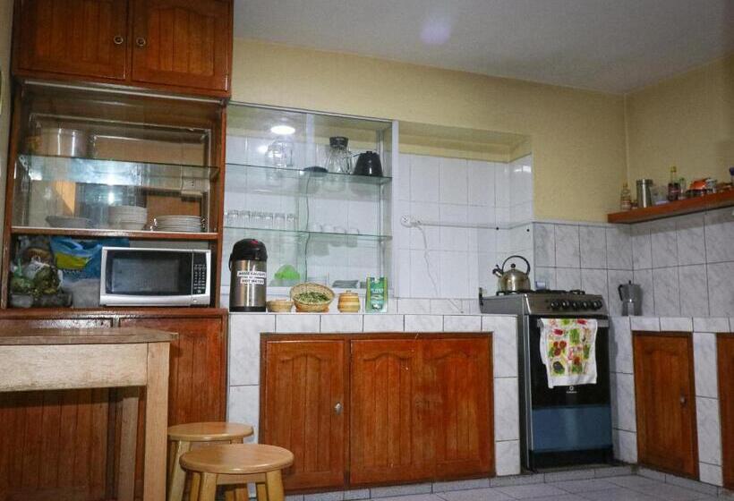 ペンション Cusco Hawka Pacha Hostal