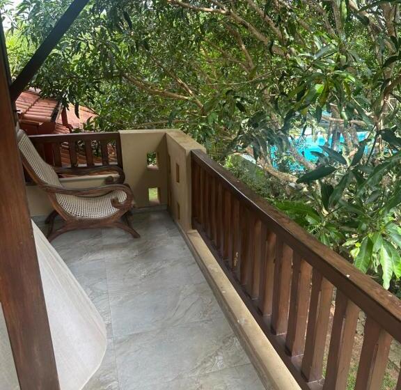 Пансион Green Villa