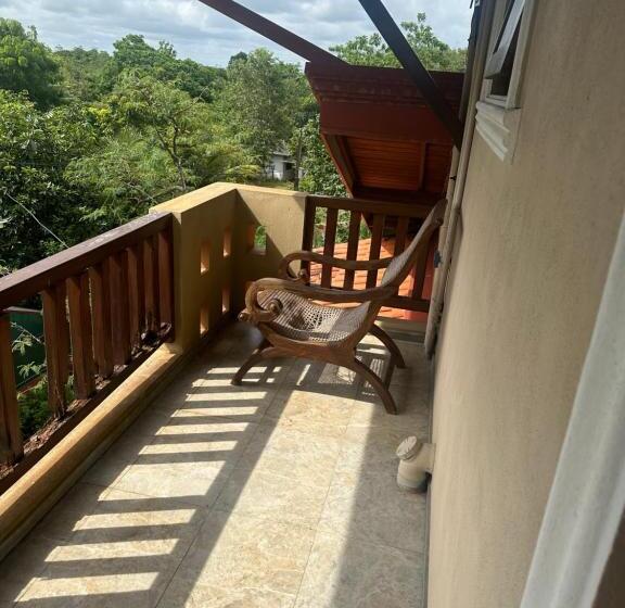 Пансион Green Villa