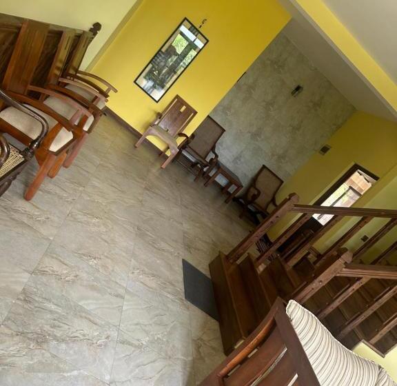 Пансион Green Villa