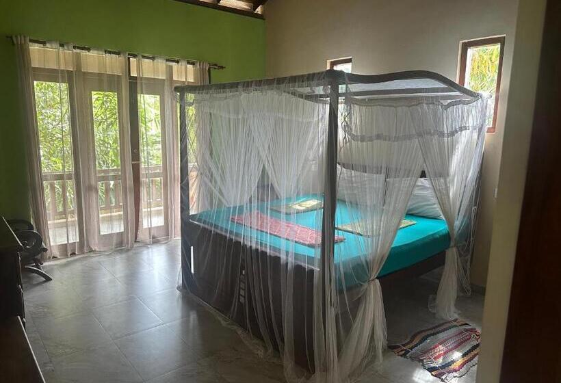 Пансион Green Villa