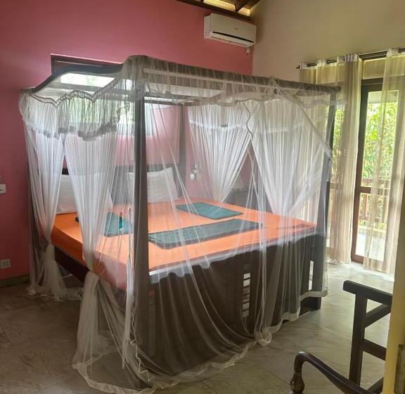 Пансион Green Villa