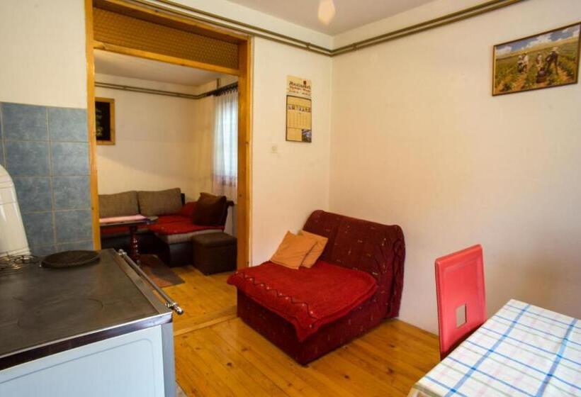 پانسیون Guest House Jezera