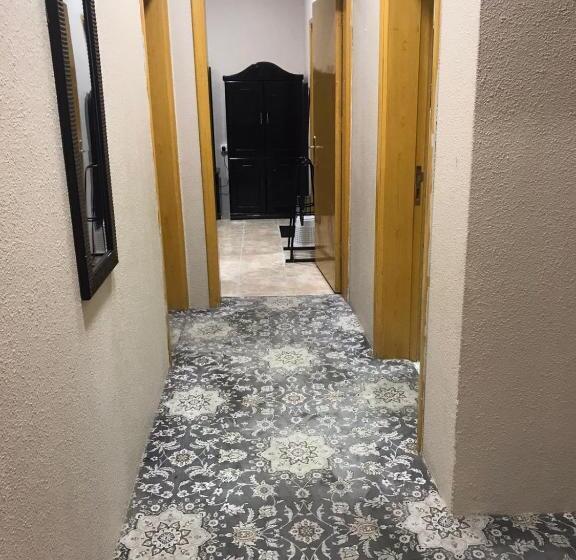 أجنحة المكان للشقق المخدومة