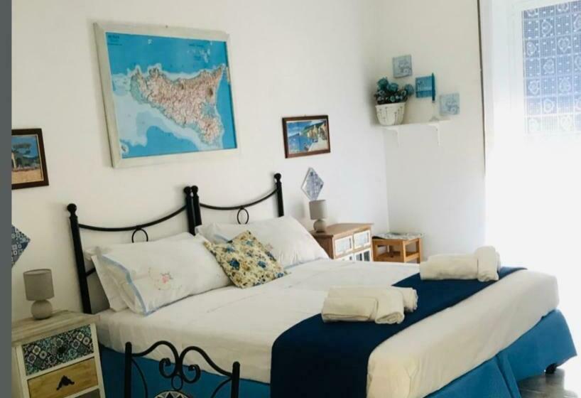 住宿加早餐  Eder Home A Un Passo Dal Teatro Greko